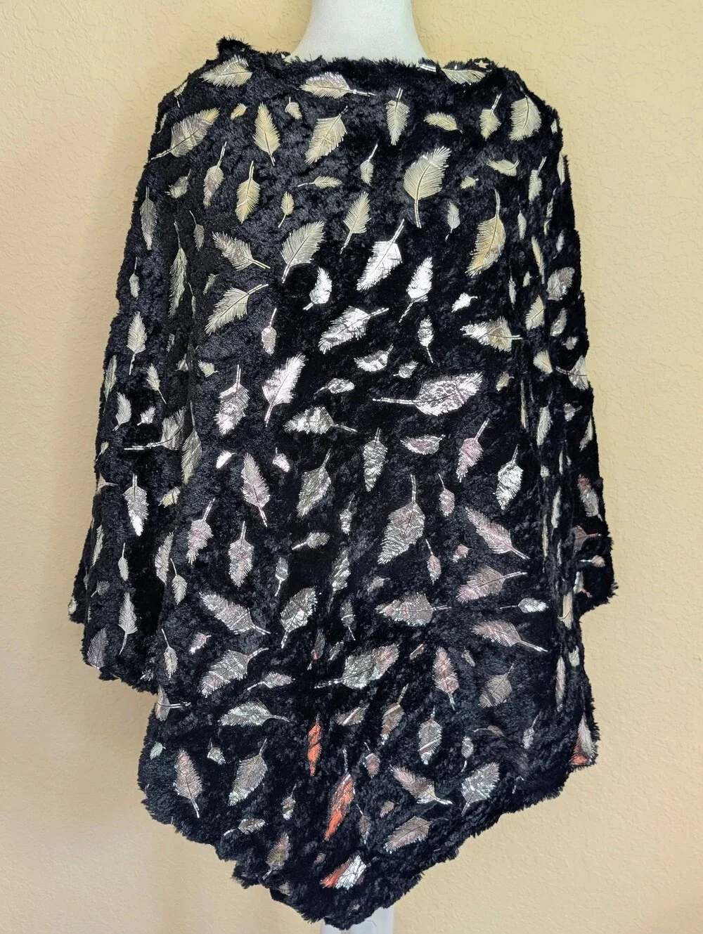 Reversible Faux Fur Poncho With Silver Leaves or Stars - NWOT